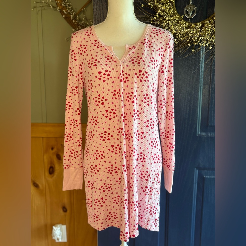 Victoria's Secret Pink Heart Print Ribbed Sleep Shirt size Small